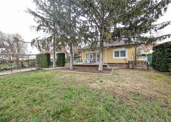 In 53637 * Balatonlelle